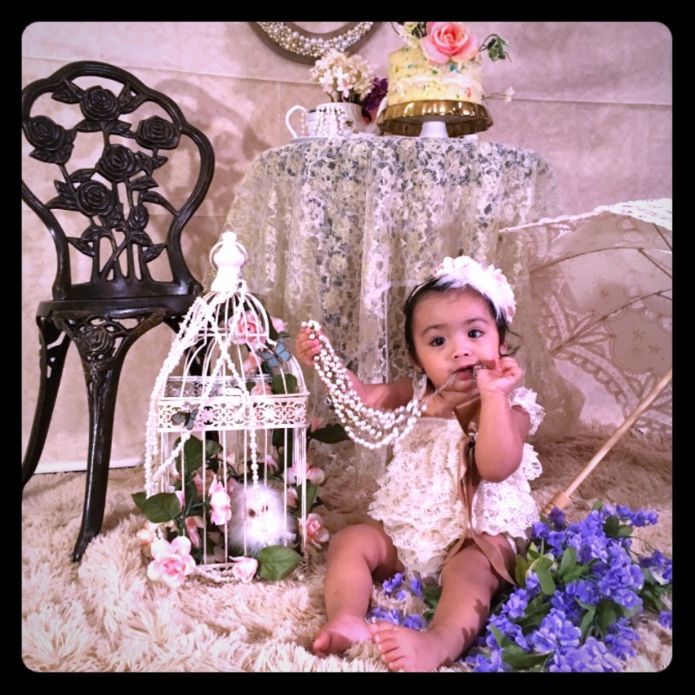 Meet your Posher, Alexandra